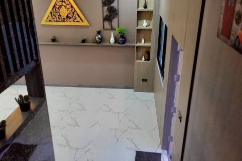 Villa in Pattaya, Thailand 6 bedrooms № 152689 - photo 17