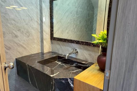 Villa in Pattaya, Thailand 6 bedrooms № 152689 - photo 12