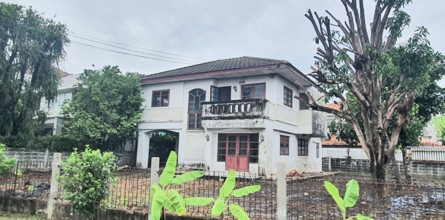 Maison à Lak Si, Bangkok, Thaïlande 4 chambres № 169649