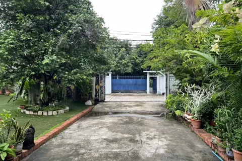 Duplex à Bang Kruai, Thaïlande 3 chambres № 169653 - photo 3