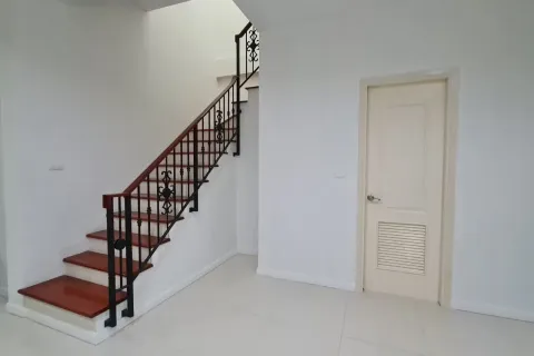 Таунхаус в Нонтхабури, Таиланд с 3 спальнями № 157077 - фото 7