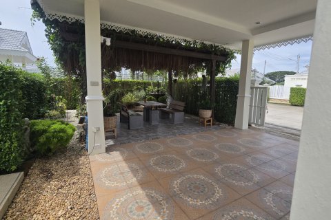 House in Hua Hin, Thailand 3 bedrooms № 155002 - photo 3