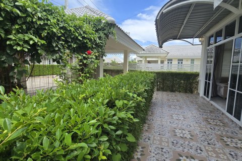 House in Hua Hin, Thailand 3 bedrooms № 155002 - photo 24