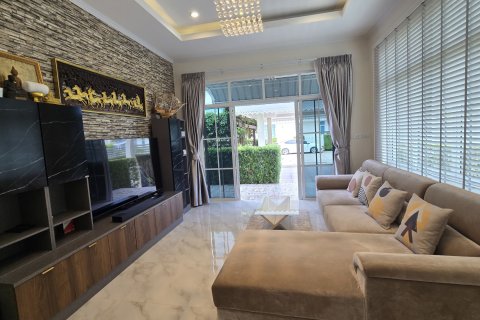 House in Hua Hin, Thailand 3 bedrooms № 155002 - photo 11