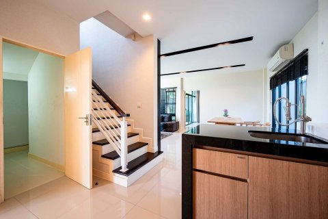 Maison à Prawet, Bangkok, Thaïlande 4 chambres № 155003 - photo 18