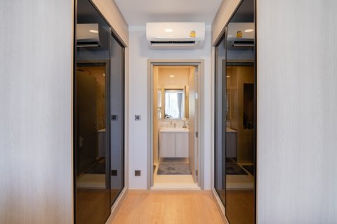 Eigentumswohnung in Bangkok, Thailand, 1 Schlafzimmer  № 222474 - Foto 8