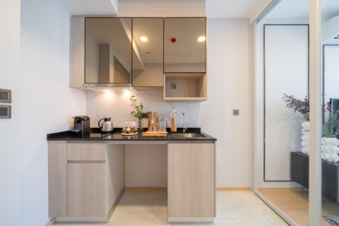 Eigentumswohnung in Bangkok, Thailand, 1 Schlafzimmer  № 222474 - Foto 3