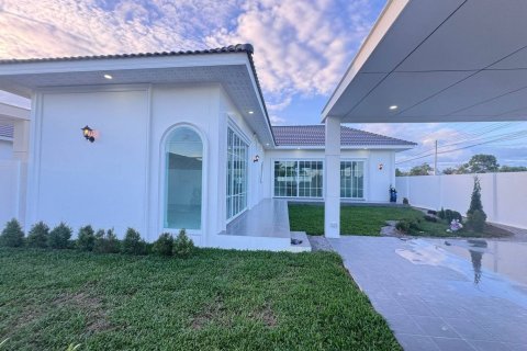 Villa in Hua Hin, Thailand 3 Schlafzimmer № 222472 - Foto 4