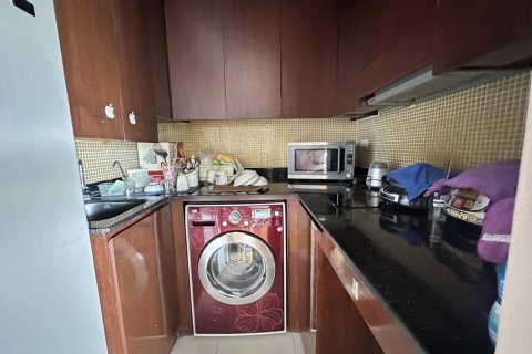 Condo in Bangkok, Thailand, 1 bedroom  № 146817 - photo 10