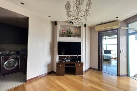 Condo in Bangkok, Thailand, 1 bedroom  № 146817 - photo 3