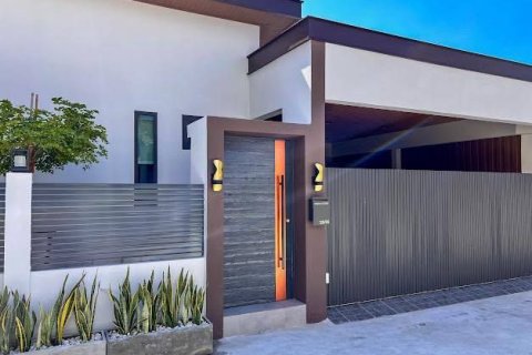 Вилла в Паттайе, Таиланд с 3 спальнями  № 173613 - фото 4