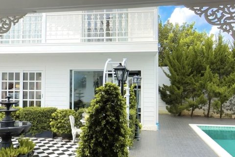 Villa in Phuket, Thailand 5 bedrooms № 173612 - photo 3