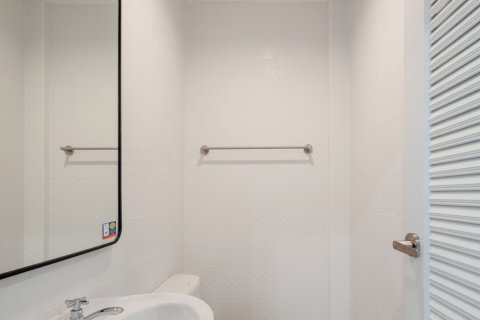 Дом в Лат Пхрау, Бангкок, Таиланд с 4 спальнями  № 173614 - фото 27