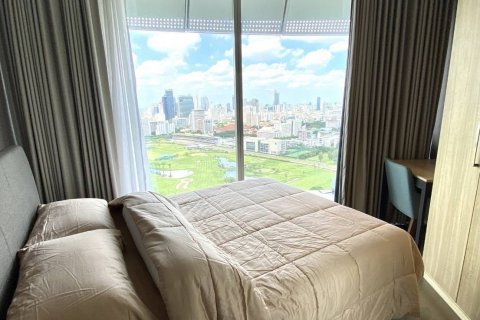 Condo in Bangkok, Thailand, 2 bedrooms  № 143488 - photo 4