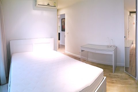 Condo à Phra Khanong, Bangkok, Thaïlande, 2 chambres  № 143543 - photo 4