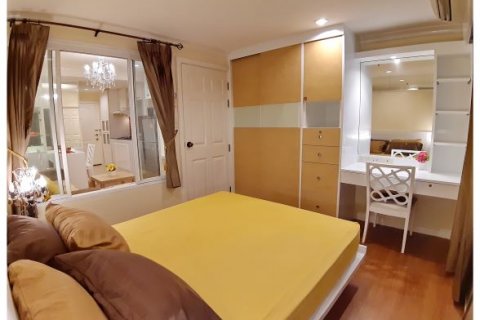 Condo in Bangkok, Thailand, 1 bedroom  № 143545 - photo 4