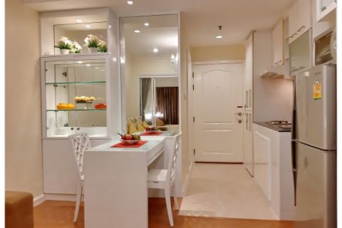 Condo in Bangkok, Thailand, 1 bedroom  № 143545 - photo 3
