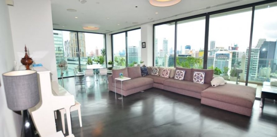 Кондоминиум с 3 спальнями в Бангкоке, Таиланд № 143544