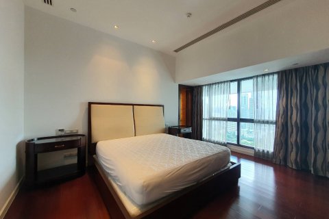 Кондоминиум с 3 спальнями в Бангкоке, Таиланд № 143541 - фото 2