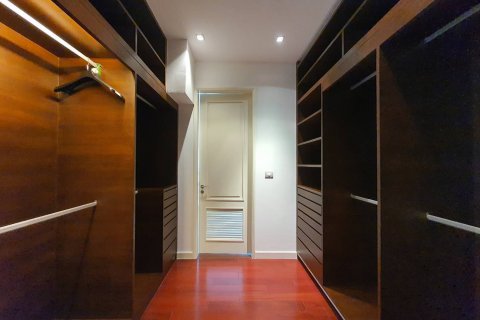 Кондоминиум с 3 спальнями в Бангкоке, Таиланд № 143541 - фото 9