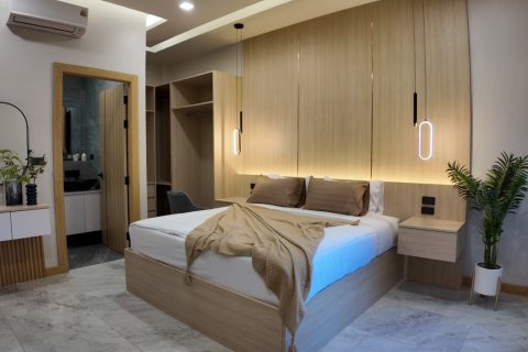 House in Pattaya, Thailand 3 bedrooms № 156341 - photo 10