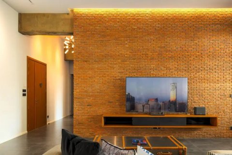 Condo in Bangkok, Thailand, 3 bedrooms  № 143082 - photo 5