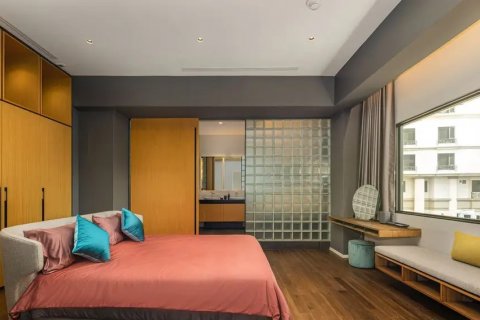 Condo in Bangkok, Thailand, 3 bedrooms  № 143082 - photo 17