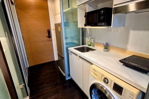 Кондоминиум с 1 спальней в Бангкоке, Таиланд № 143088 - фото 7