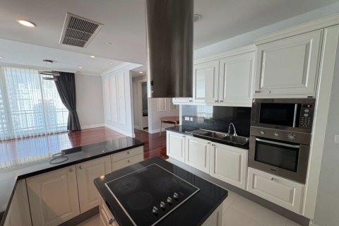 Кондоминиум с 3 спальнями в Ваттхане, Бангкок, Таиланд № 156154 - фото 4