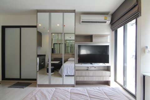 Studio in the Condo in Bangkok, Thailand  № 143353 - photo 6