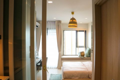 Студия в кондо в Бангкоке, Таиланд № 143350 - фото 3