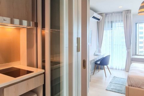 Студия в кондо в Бангкоке, Таиланд № 143350 - фото 5