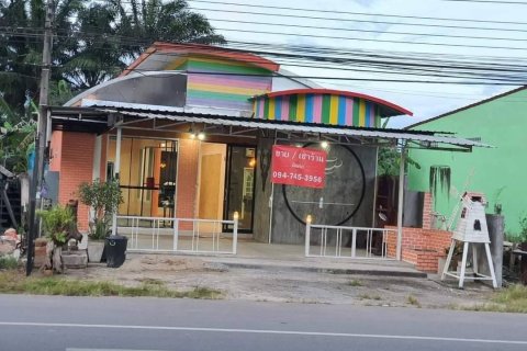 House in Nuea Khlong, Thailand 2 bedrooms № 152010 - photo 1