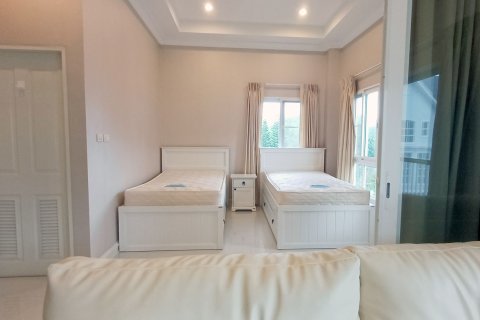 Condo in Pak Chong, Thailand, 2 bedrooms  № 158039 - photo 12