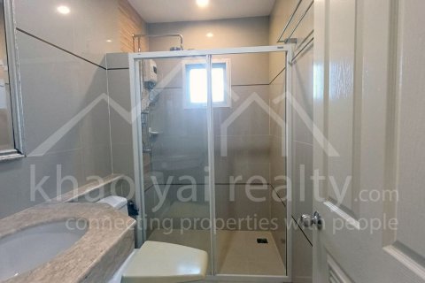 Condo à Pak Chong, Thaïlande, 2 chambres  № 158039 - photo 16