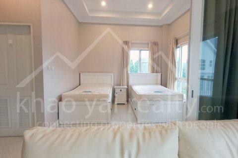 Condo à Pak Chong, Thaïlande, 2 chambres  № 158039 - photo 8