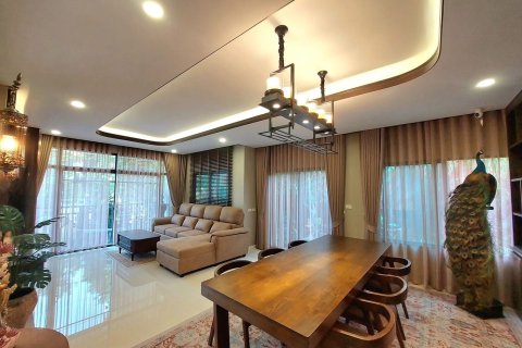Maison à Lat Krabang, Bangkok, Thaïlande 4 chambres № 155118 - photo 5