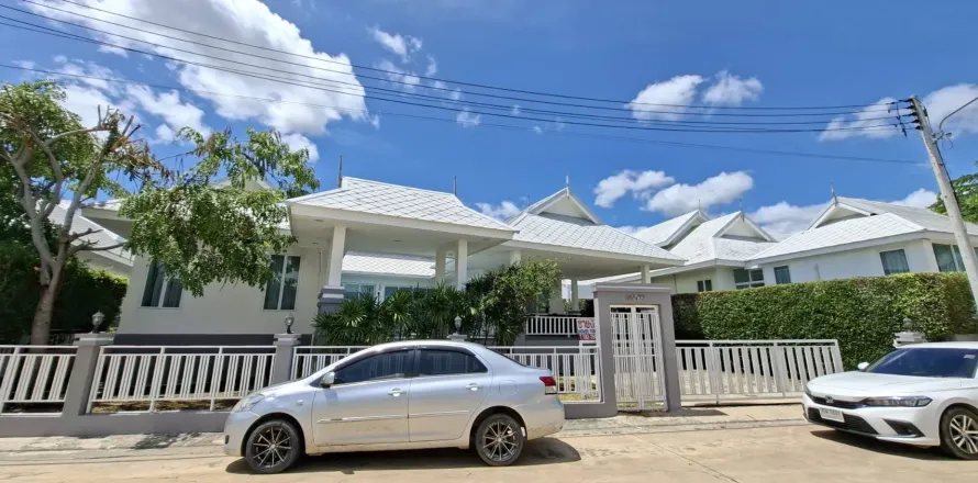 Villa à Hua Hin, Thaïlande 3 chambres № 173641