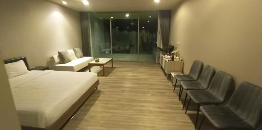 Studio in the Condo in Phuket, Thailand  № 173639