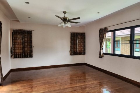 Villa à Mae Rim, Thaïlande 5 chambres № 173638 - photo 16