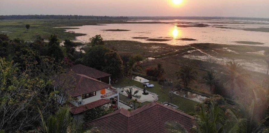 Terrain à Surin, Thaïlande 23224 m2 № 173644