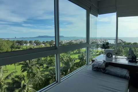 Studio dans le Condo à Pattaya, Thaïlande  № 173640