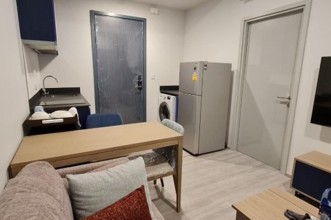 Studio dans le Condo à Watthana, Bangkok, Thaïlande  № 170908 - photo 7