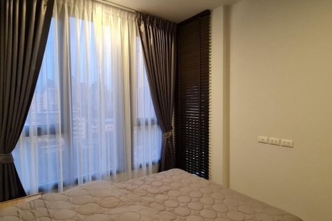 Studio dans le Condo à Watthana, Bangkok, Thaïlande  № 170908 - photo 2