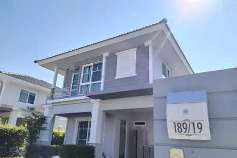 House in San Sai, Thailand 3 bedrooms № 170906 - photo 11