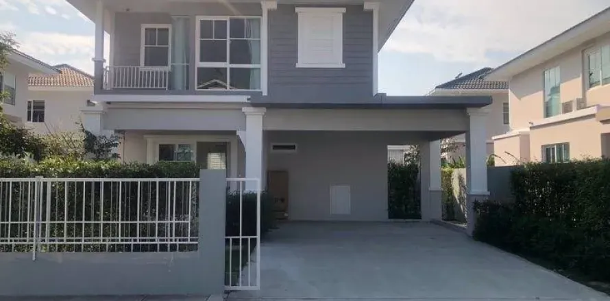 House in San Sai, Thailand 3 bedrooms № 170906