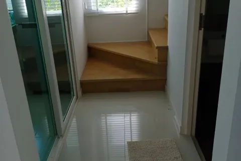 House in San Sai, Thailand 3 bedrooms № 170906 - photo 13