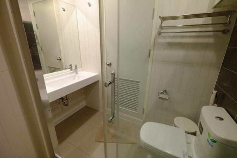 Condo in Phasi Charoen, Bangkok, Thailand, 2 bedrooms  № 170910 - photo 12