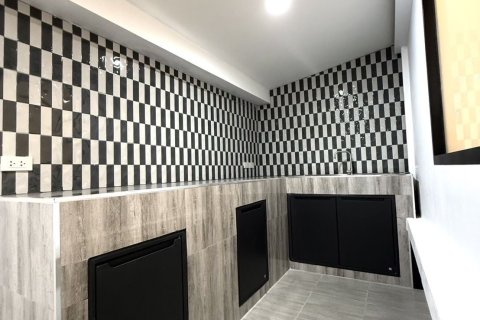 House in Pa Klok, Thailand 3 bedrooms № 135583 - photo 18