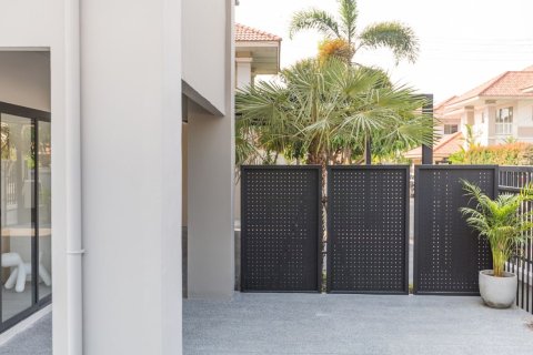 Дом в Чиангмае, Таиланд с 4 спальнями № 160110 - фото 25